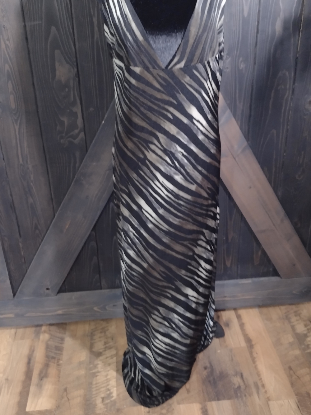 Vintage Y2K Metallic Tiger Print V-neck Maxi Dress Size Large Night Out Mob Wife